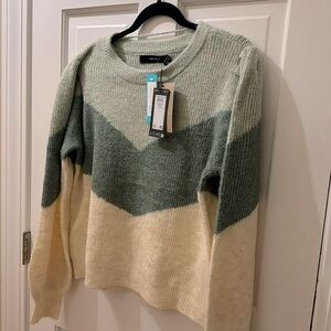 Cute green Vero Moda sweater